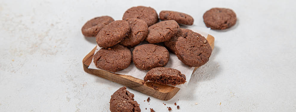 CHOCOLATE COOKIES IN A CUP 